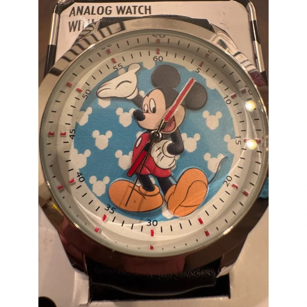 Disney Mickey Mouse Analog‎ Watch 3D Dial Black Leather Band in Tin Box